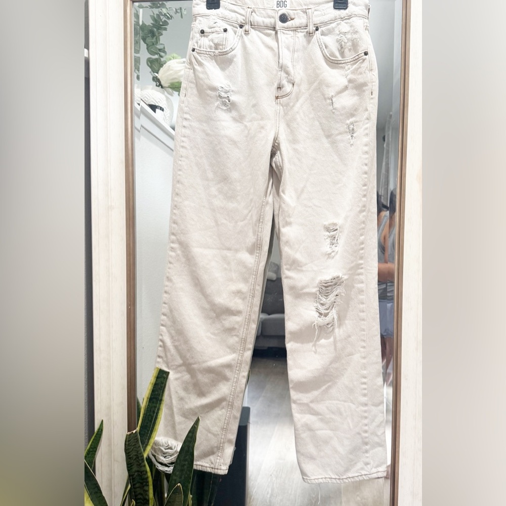 Urban outfitters authentic straight Distressed Cream Jeans